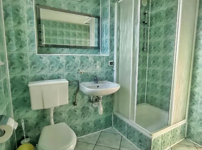 فندق مبيت وإفطار Nadmorski Sonet